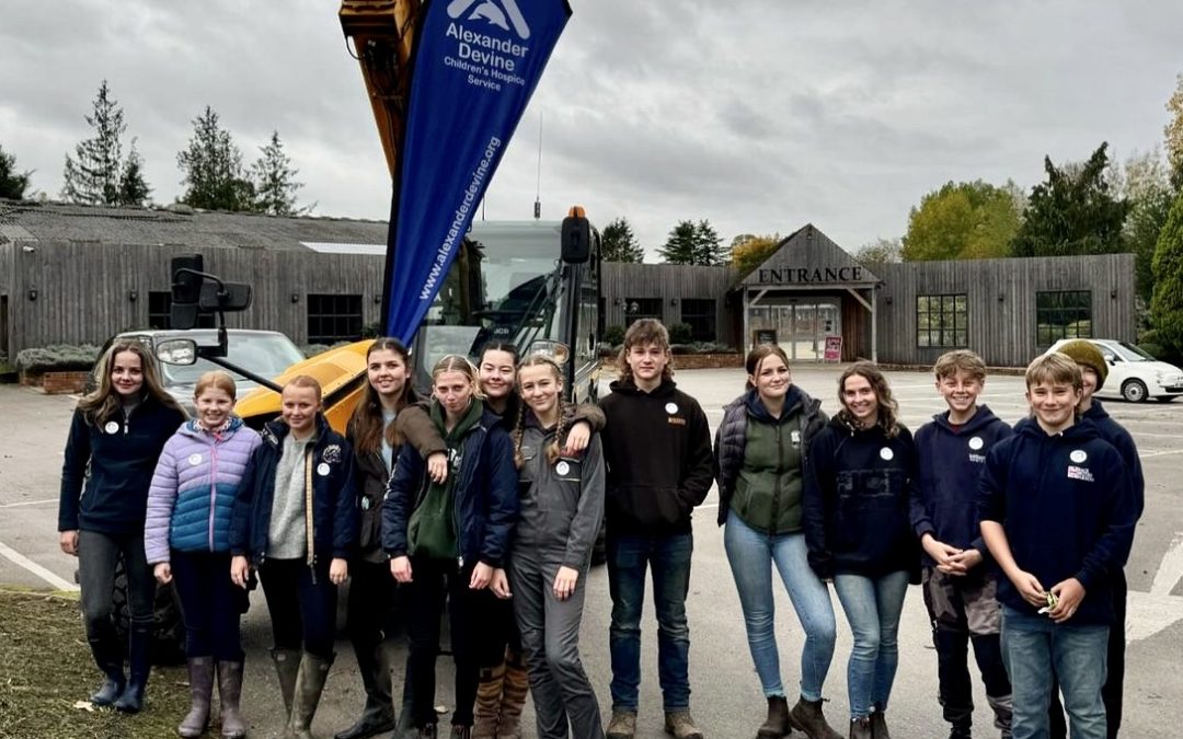 Thank You to the Windsor and Maidenhead YFC for Their Charity Tractor and Car Wash 